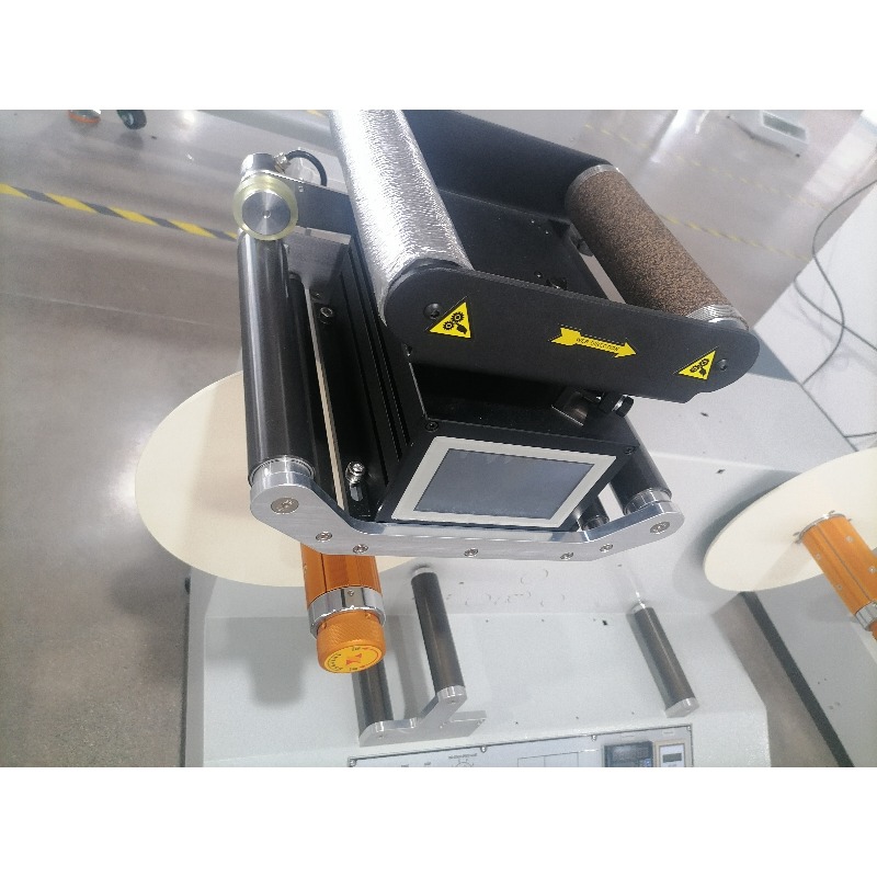 Mesin Penggulung Otomatis Pres - Sticker Label Roll ulasan dan harga